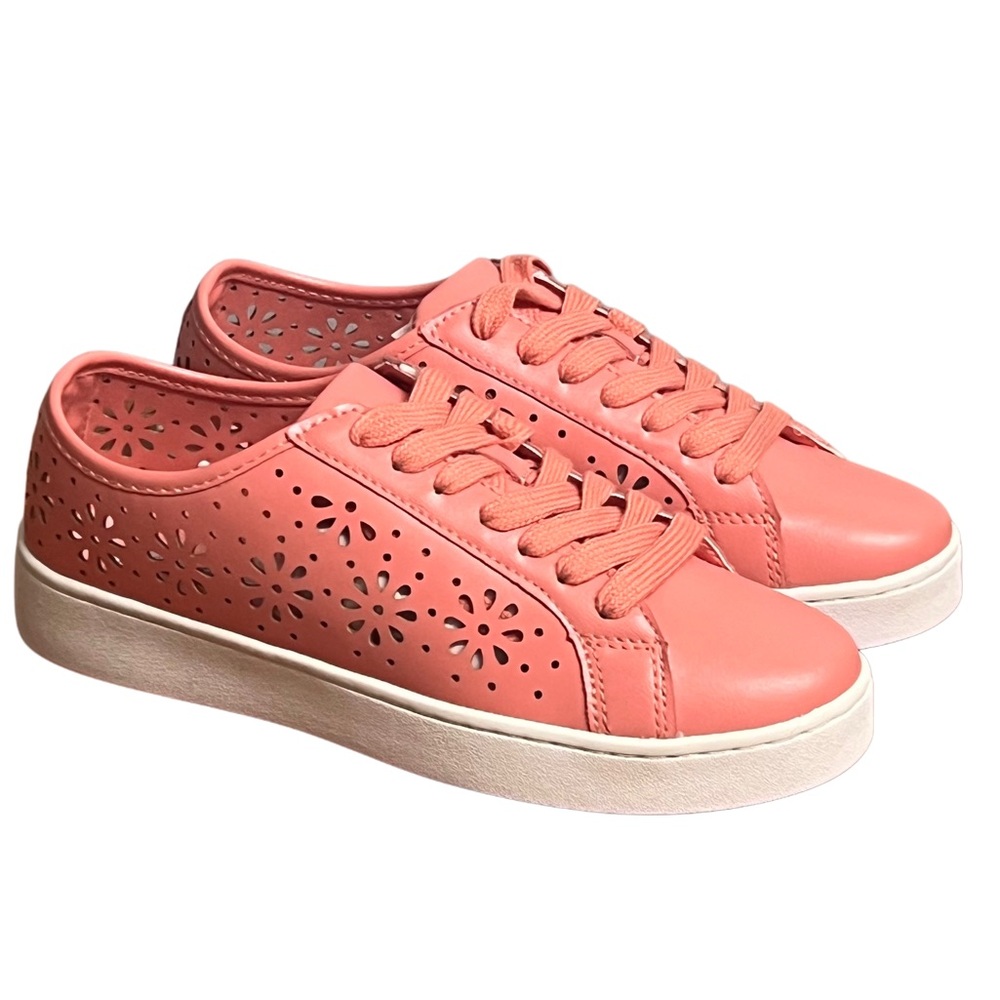 Women's Isaac Mizrahi Tamara Lace-Up Floral Perforated Sneakers Pink Siz…
